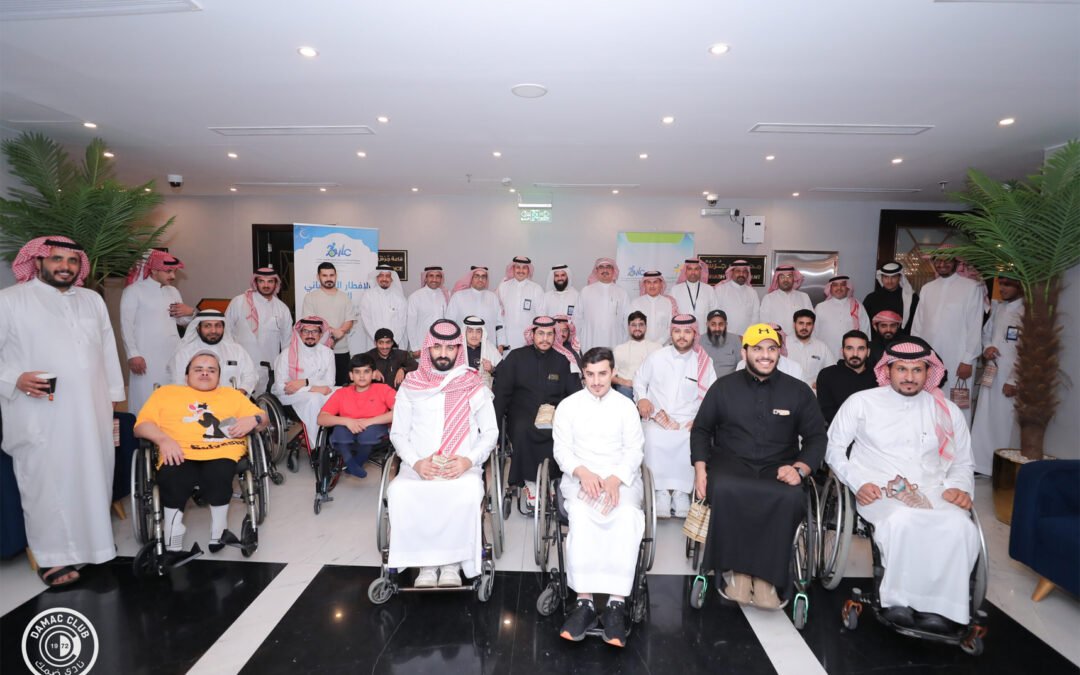 أبو نخاع ضيف شرف ” عازم “